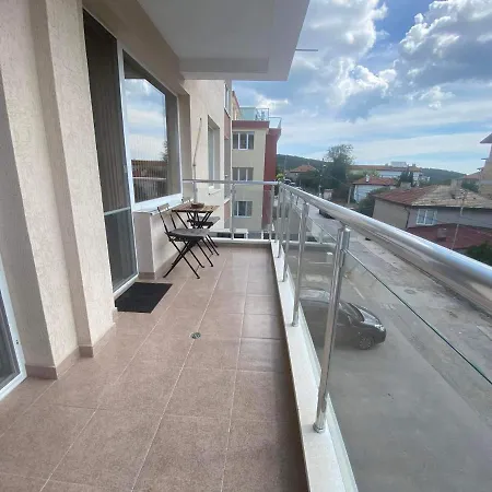 Apartamento Sumi Varna